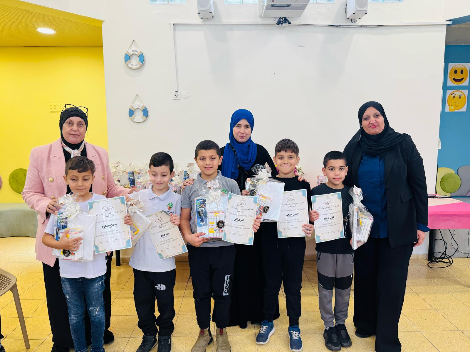 تكريم 38 حافظ لسور من جزء عمّ  في مدرسة أجيال الابتدائية في جلجولية 